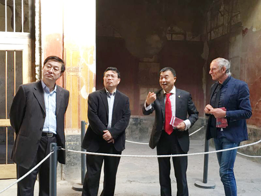上海市政府代表团访问坎巴尼亚大区