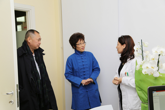 王冬总领事走访米兰华人诊所 谋划更好服务华人举措