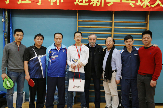 首届全意华人“手拉手杯”迎新乒乓球大赛圆满落帷
