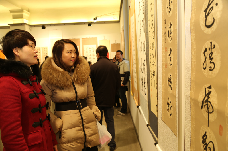 意大利中华书画诗词作品展在米兰隆重举行