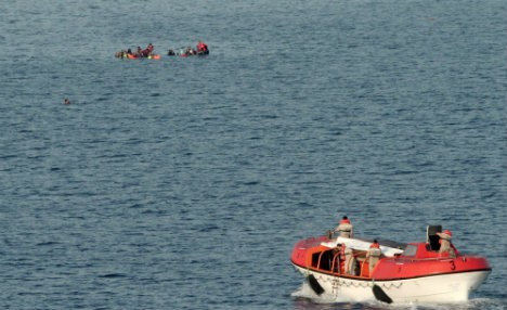 意大利将打捞遇难船 以确认遇难者身份