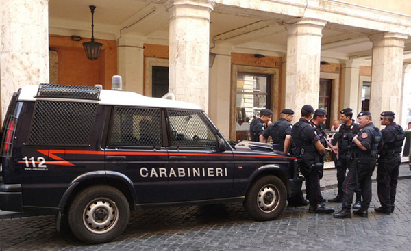 伦齐谴责博洛尼亚警局爆炸案肇事者
