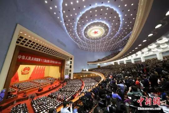 3月5日，十三届全国人大一次会议在北京开幕。中新社记者 杜洋 阚枫 摄