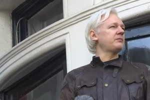 Pioggia d'accuse contro Assange, la stampa Usa trema (ANSA)