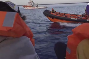 Migranti, Malta li accoglie ma pone condizioni (ANSA)