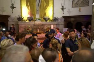 Reliquie di Bernadette a Torino, chiesa Grande Madre gremita (ANSA)