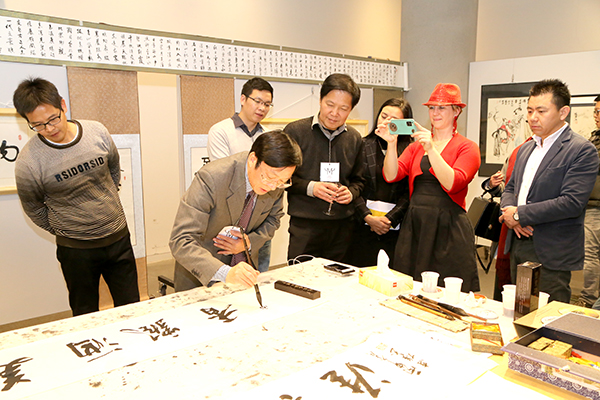 中意文化交流结硕果 米兰市政府举办首届“中国文化艺术节”