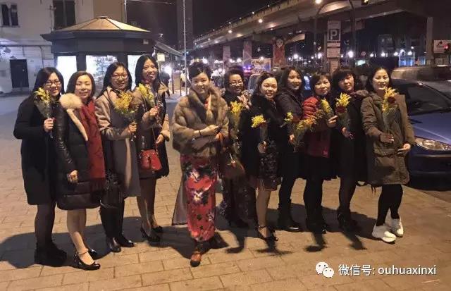 热那亚华侨华人妇女会欢度三八妇女节