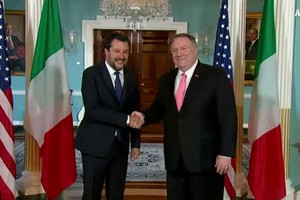 Salvini rilancia sfida a Ue: manovra trumpiana e flat tax (ANSA)